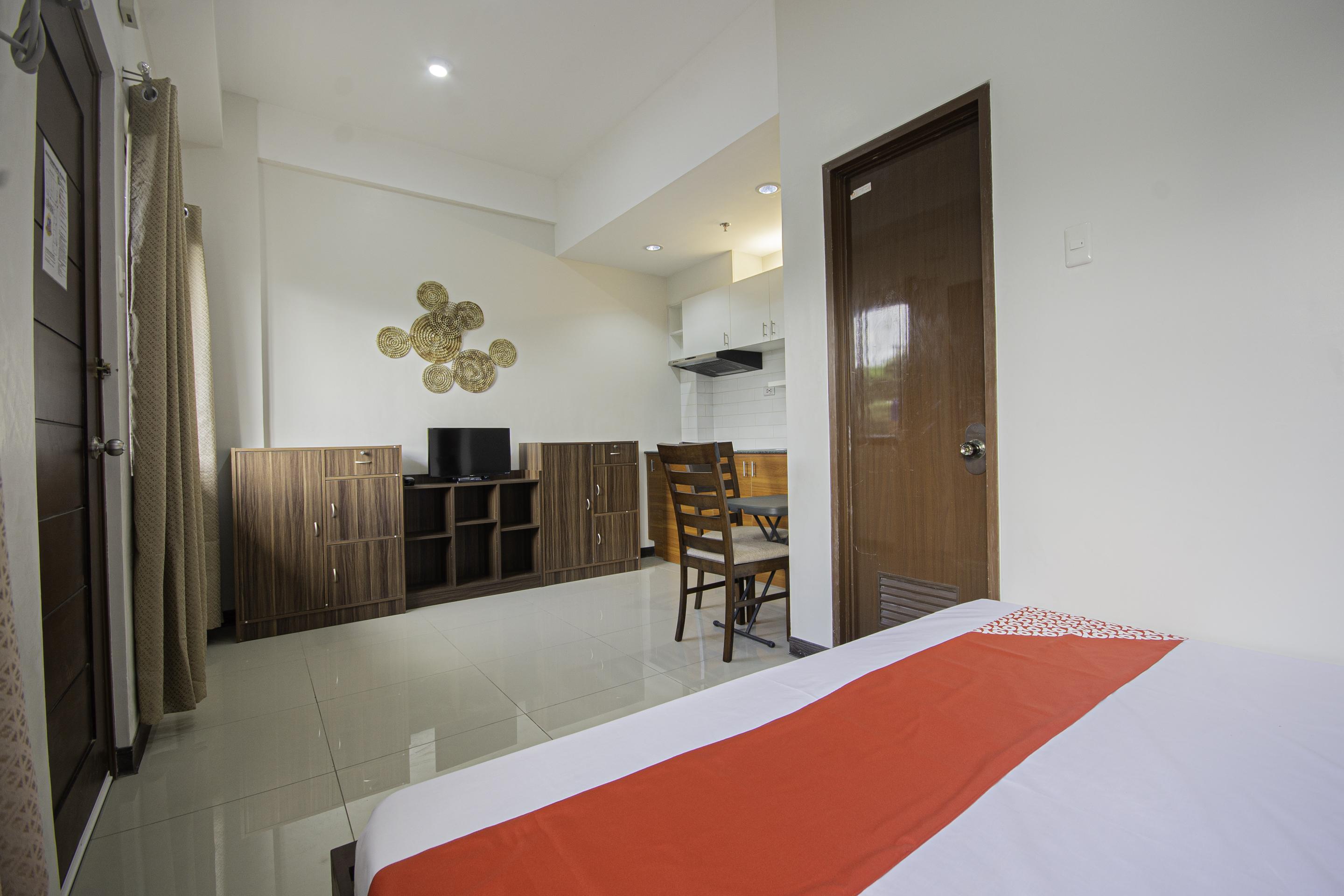 Cornerstone Manor Inn Talamban Viejo Ngoại thất bức ảnh